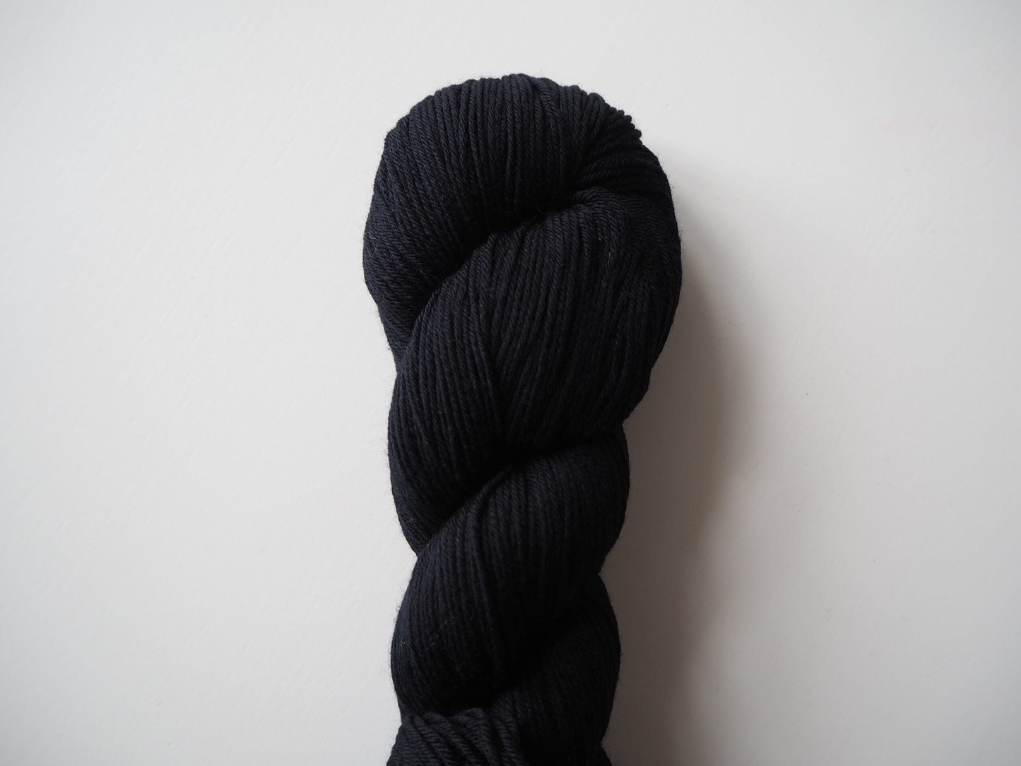 Rosy Green Wool Cheeky Merino Joy 060 Black Cat